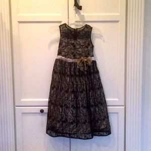 Girls Formal/School Dance/Wedding Gold and Black Sleeveless Dress